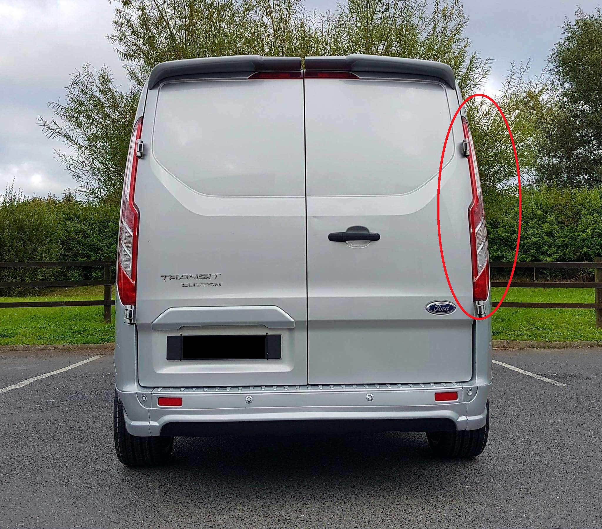 Ford transit custom Rear light right side